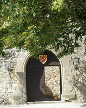 DSC05681habsburg.JPG (259618 bytes)